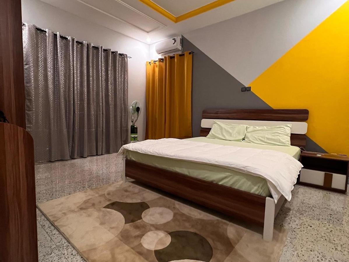 Smb-Gn Residence Lambandji - Electricite Et Wifi H24 코나크리 외부 사진